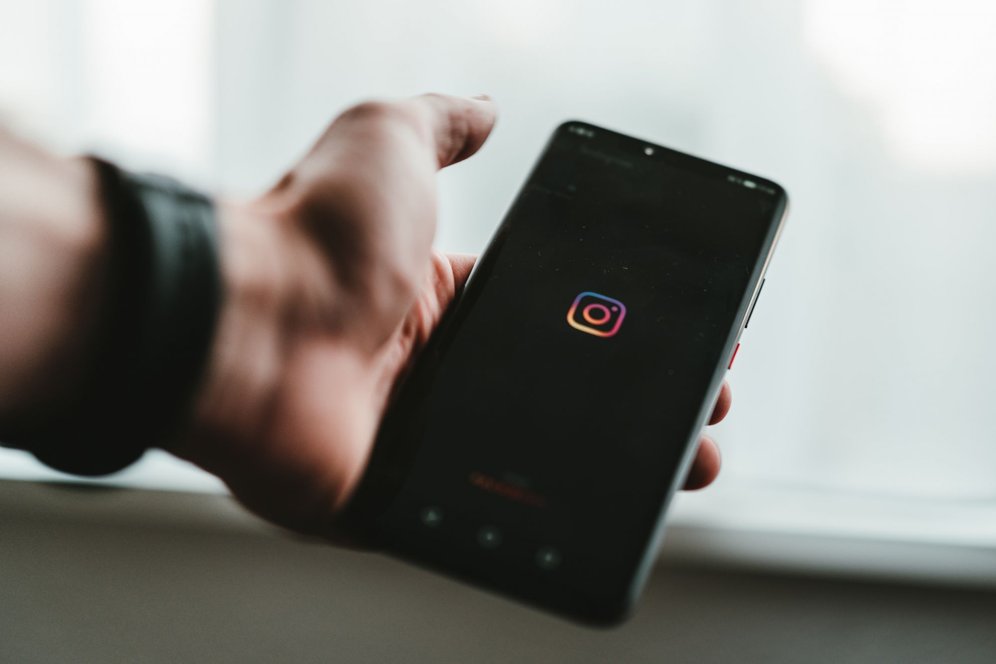 You'll Soon Be Able to Save Your Stories in Draft on Instagram