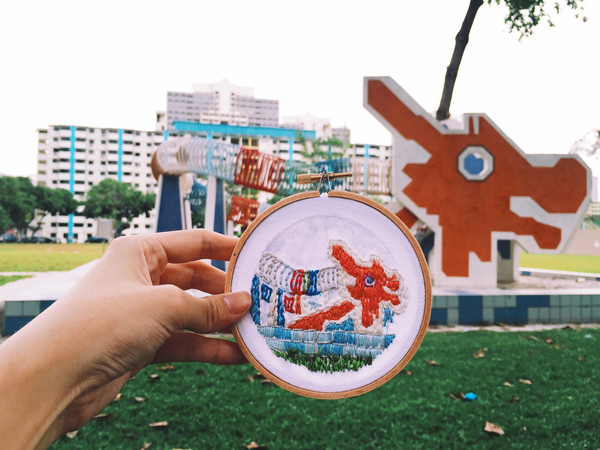 A snapshot of the iconic playground at Toa Payoh, part of Local embroidery artisan Teresa Lim's Sew Wanderlust series (Image: Teeteeheehee)