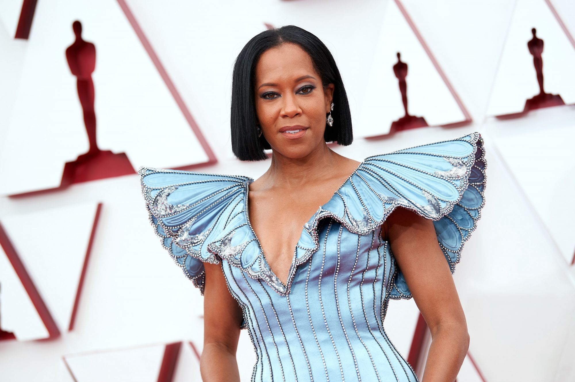 Regina King's heavily lined eyes added a dramatic effect to her look, matching well with her Louis Vuitton dress. (Image: Matt Petit/A.M.P.A.S. via Getty Images)