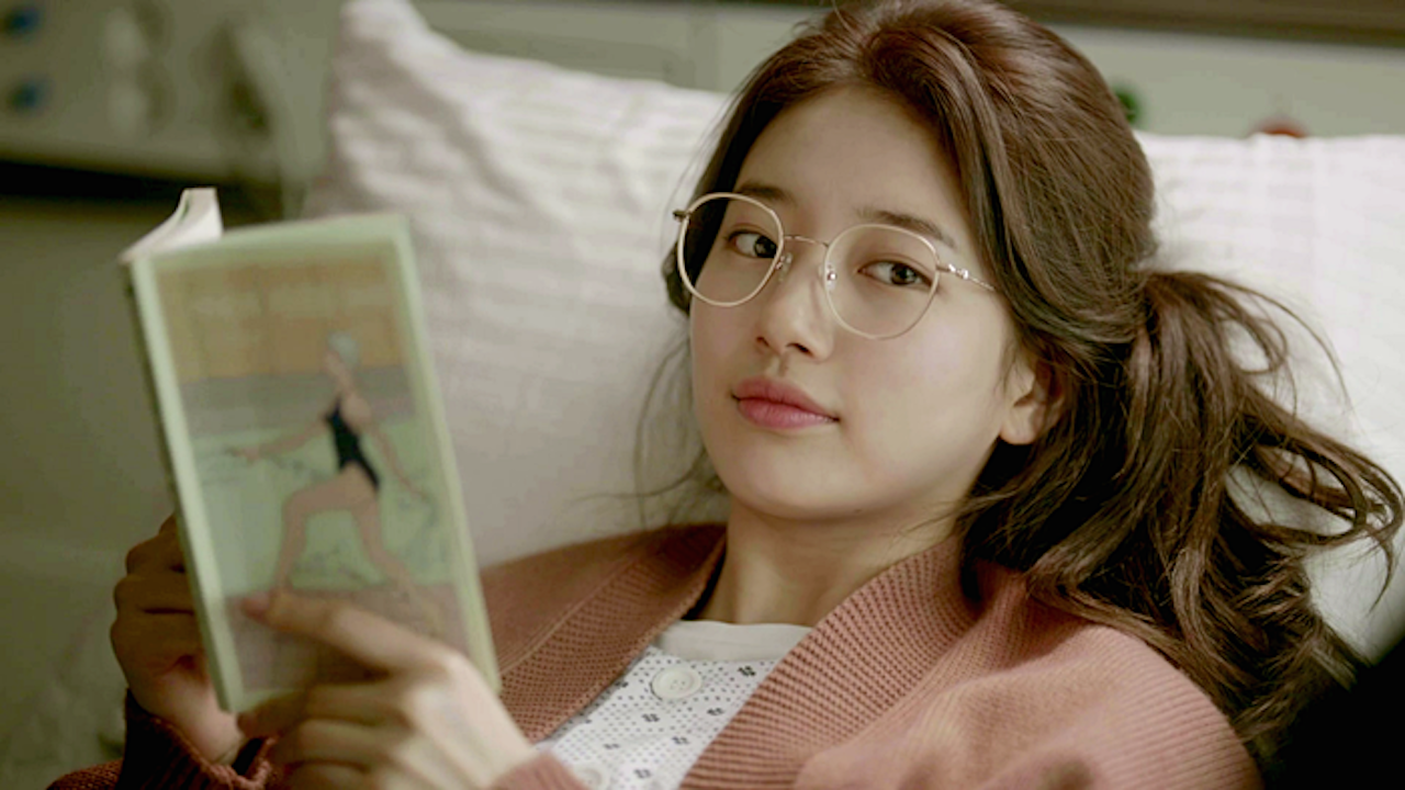 Setting off a craze for geeky metal spectacles in 2019 drama Vagabond.