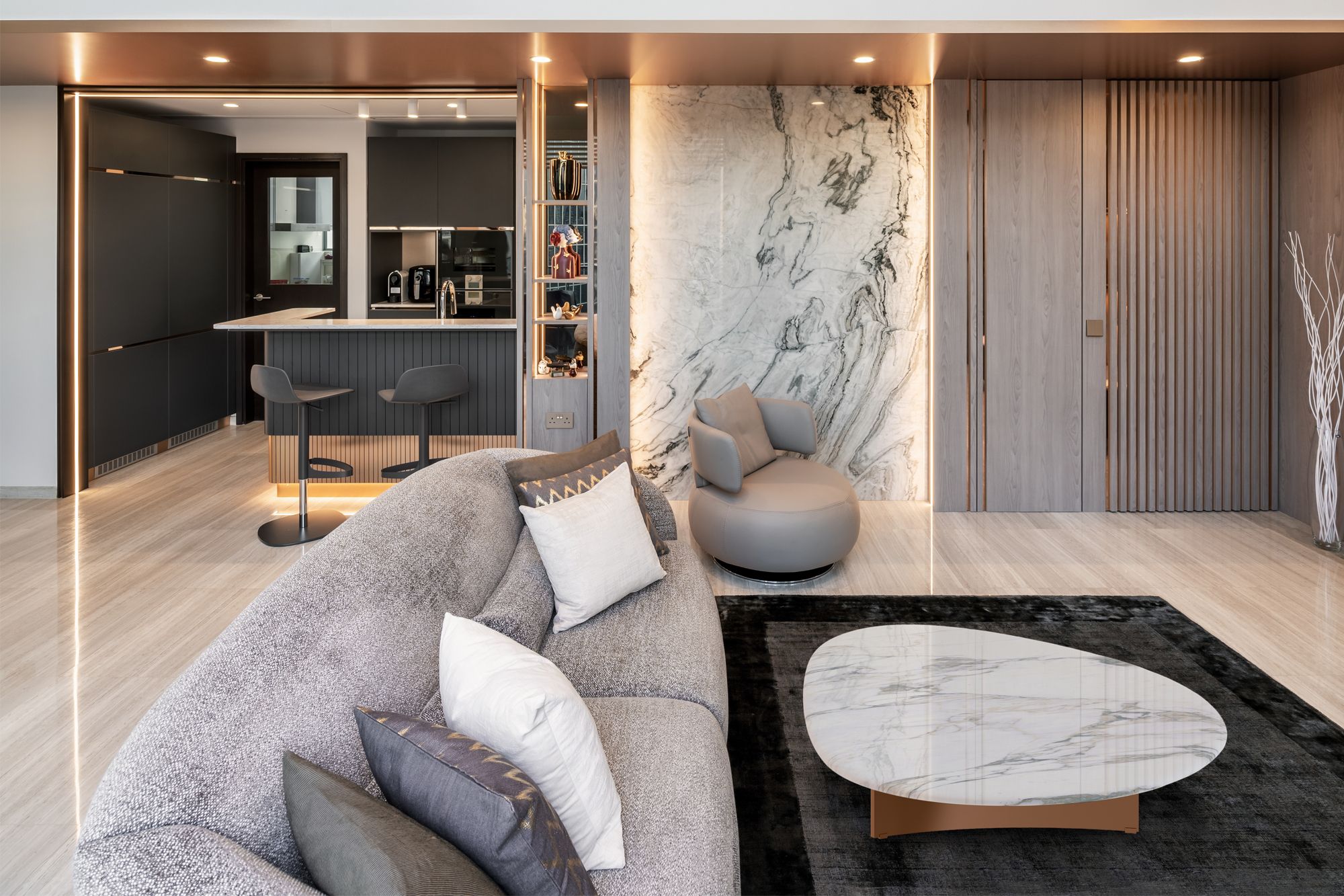 Home Tour: A Stylish Hotel-Inspired Duplex Apartment In Lincoln Suites