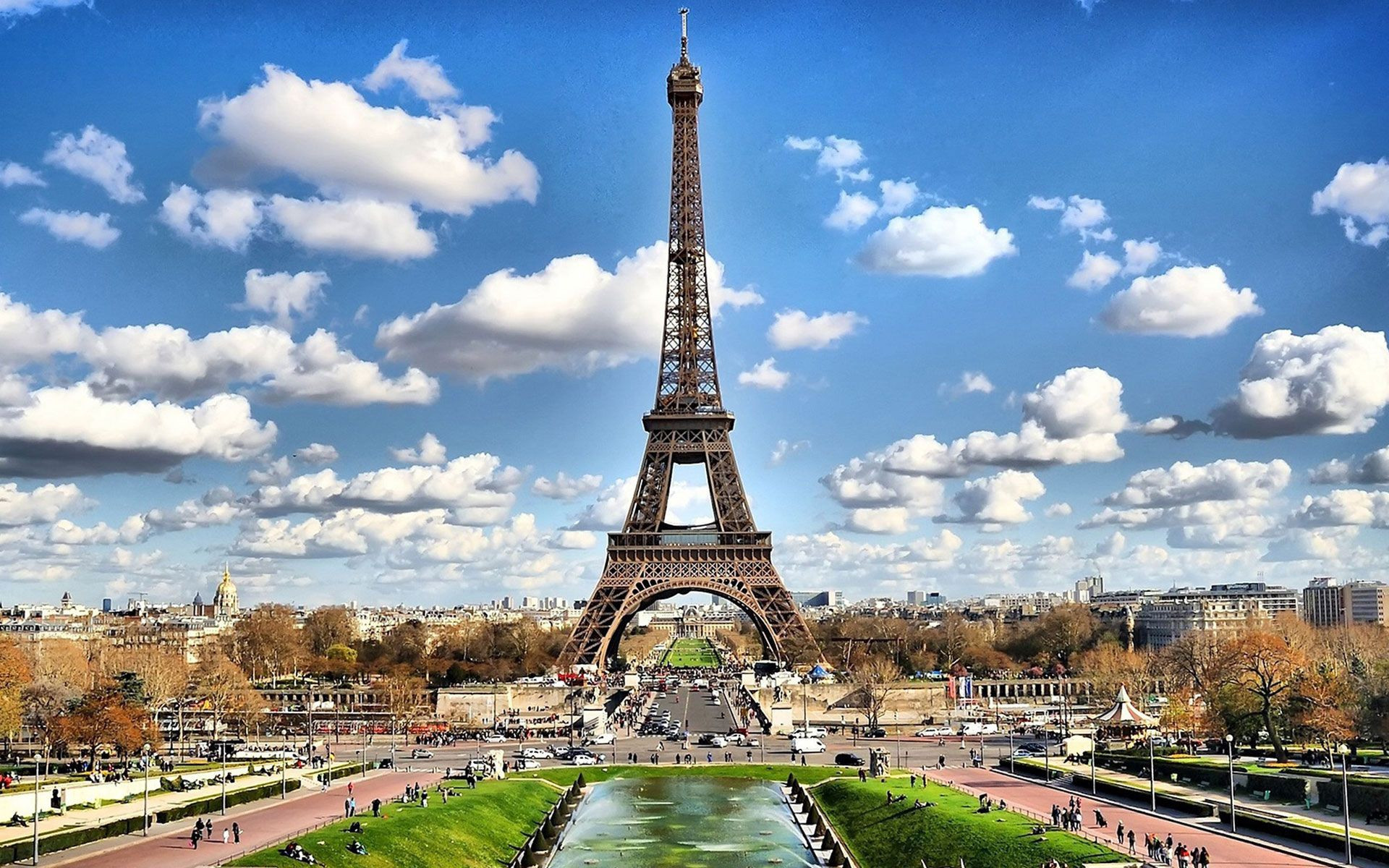 A Feast For The Senses: Must-See Places On Your Next Holiday In Paris
