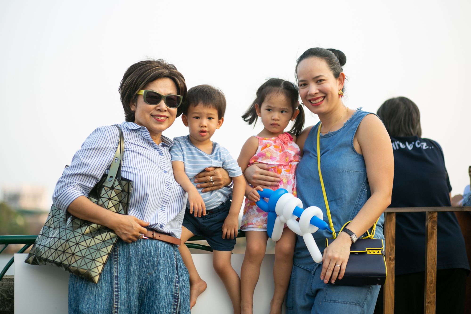 Prapee and Phanittha Buri and their kids