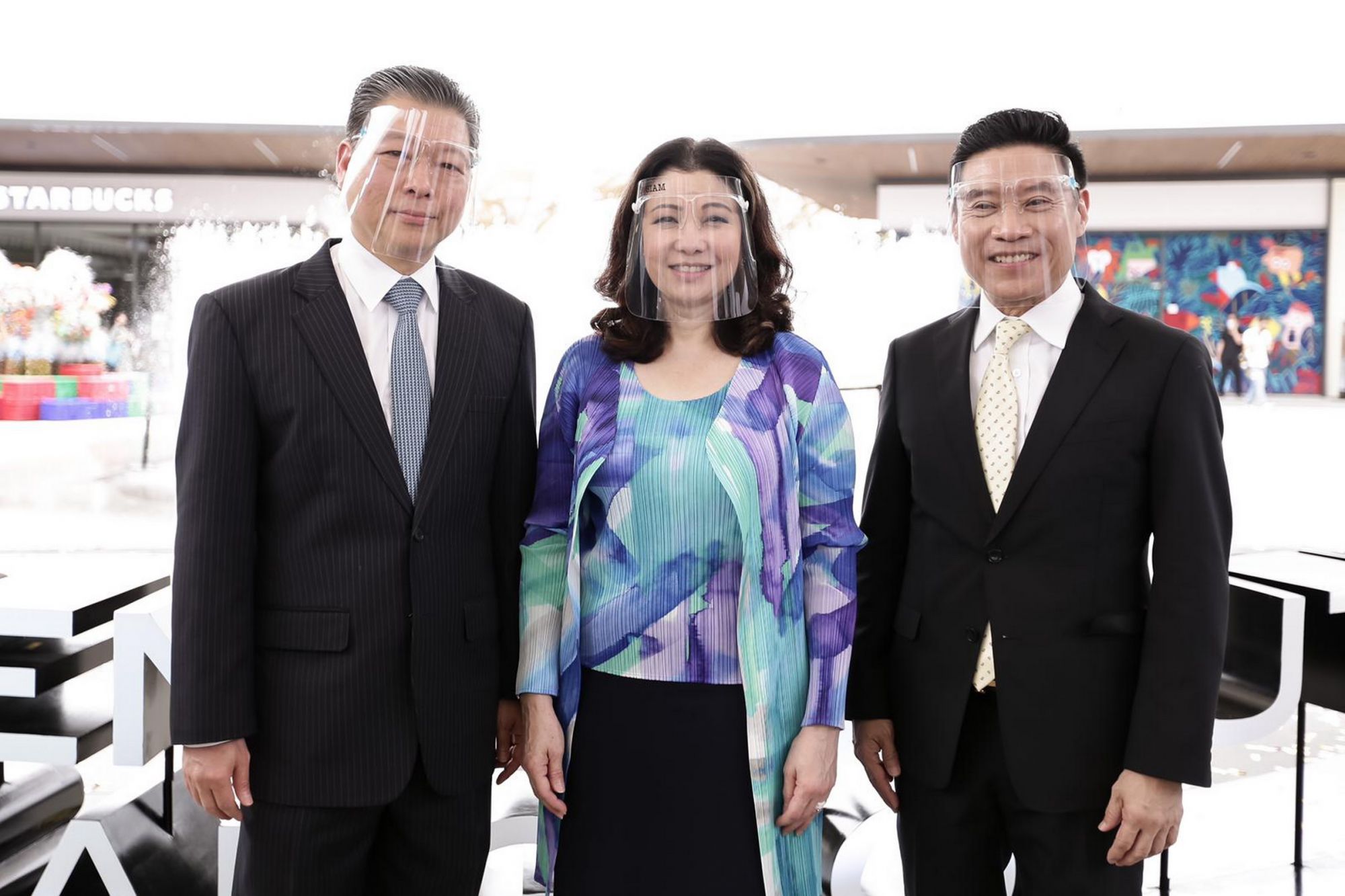 Suvait Theeravachirakul, Chadatip Chutrakul and Kasemsuk Chongmankhong