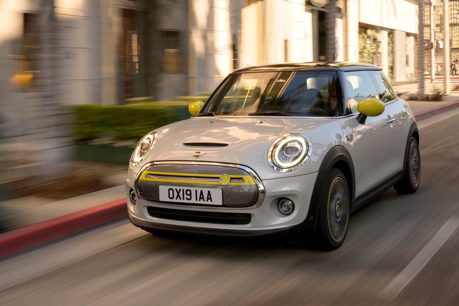 เผยโฉม... Mini Electric มินิไฟฟ้ารุ่นแรก!