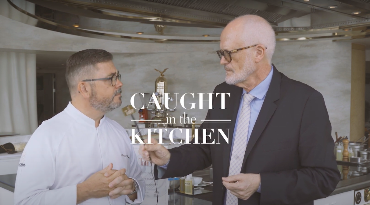Caught In The Kitchen Episode 1: Chef´s Table
