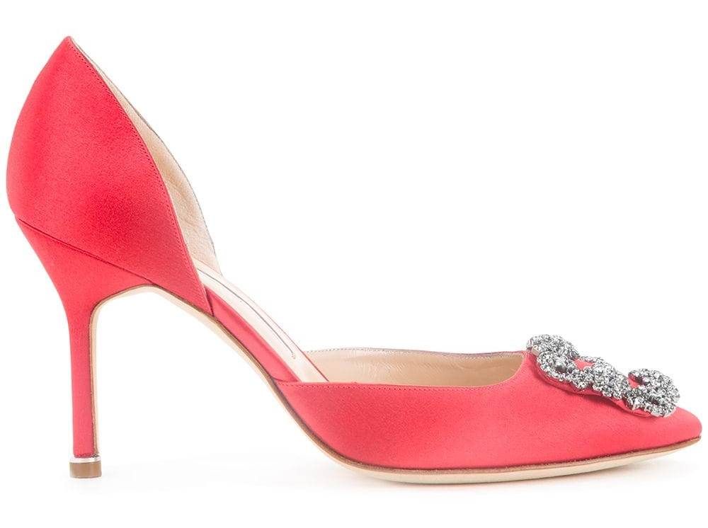 今年剛剛正式進軍台灣的夢幻美鞋品牌 Manolo Blahnik 主打經典鞋款Hangisi,優雅迷人。