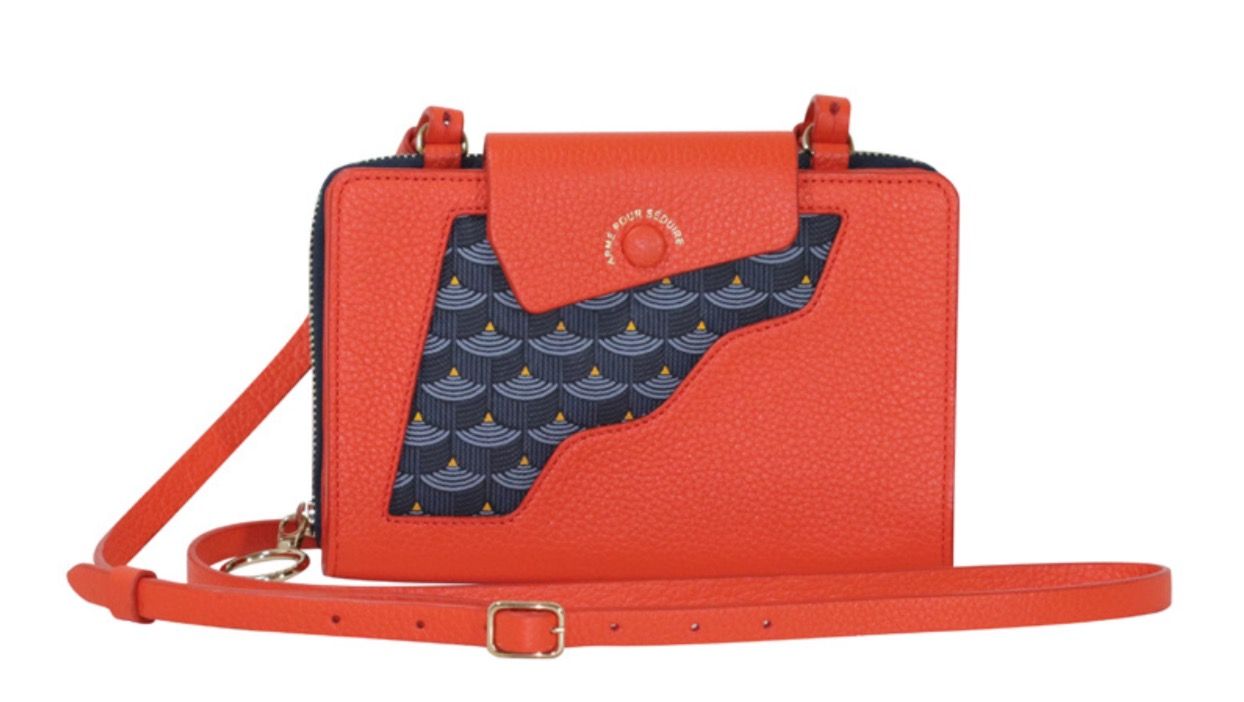 Fauré Le Page HOLSTER 背包。