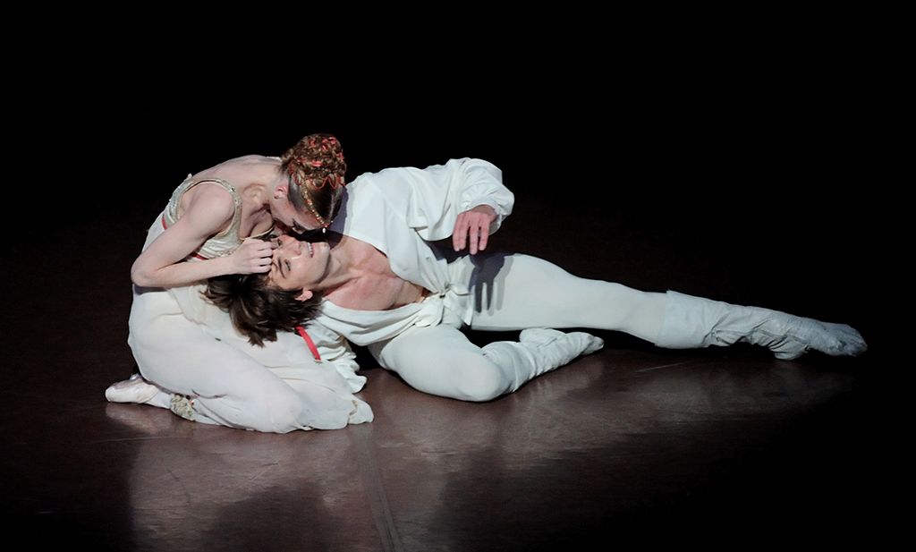 Romeo und Julia : John Cranko/ dancers: Alicia Amatriain (Julia), Friedemann Vogel (Romeo)