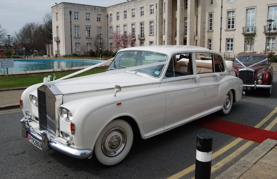 林志玲婚宴禮車與英國伊麗莎白女王登基紀念同款!Rolls-Royce Phantom VI 全球僅3台 ,原車主是摩納哥國王