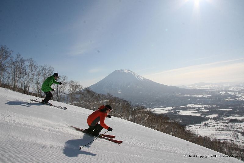 滑雪飆速直播中!日本滑雪中毒者必去!在北海道二世谷 Niseko Village度過難忘的雪國假期