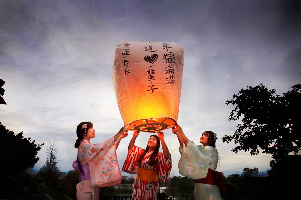 西洋情人節一起祈福放天燈!宜蘭綠舞「2020愛你愛妳」情人住房專案甜蜜推出