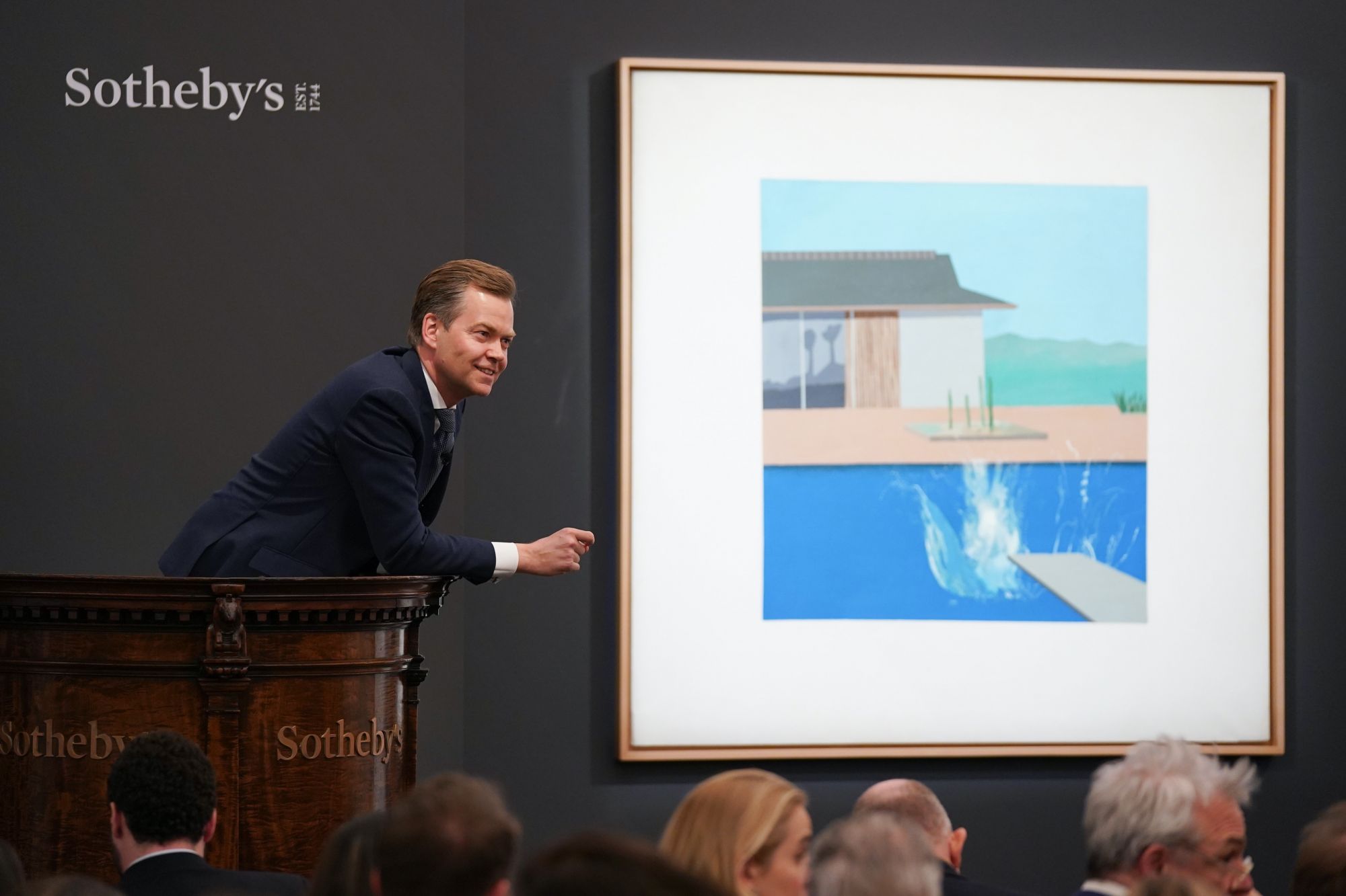 倫敦蘇富比當代藝術晚拍總成交額達9000多萬英鎊,David Hockney重要鉅作以天價成交