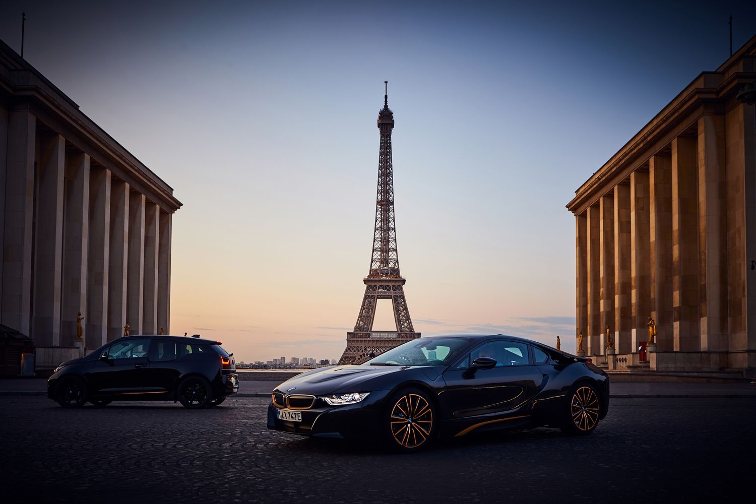 台灣僅配一台、而且已完售!Bmw i8 Ultimate Sophisto Edition與i3s Edition RoadStyle特仕版 全台巡展中!