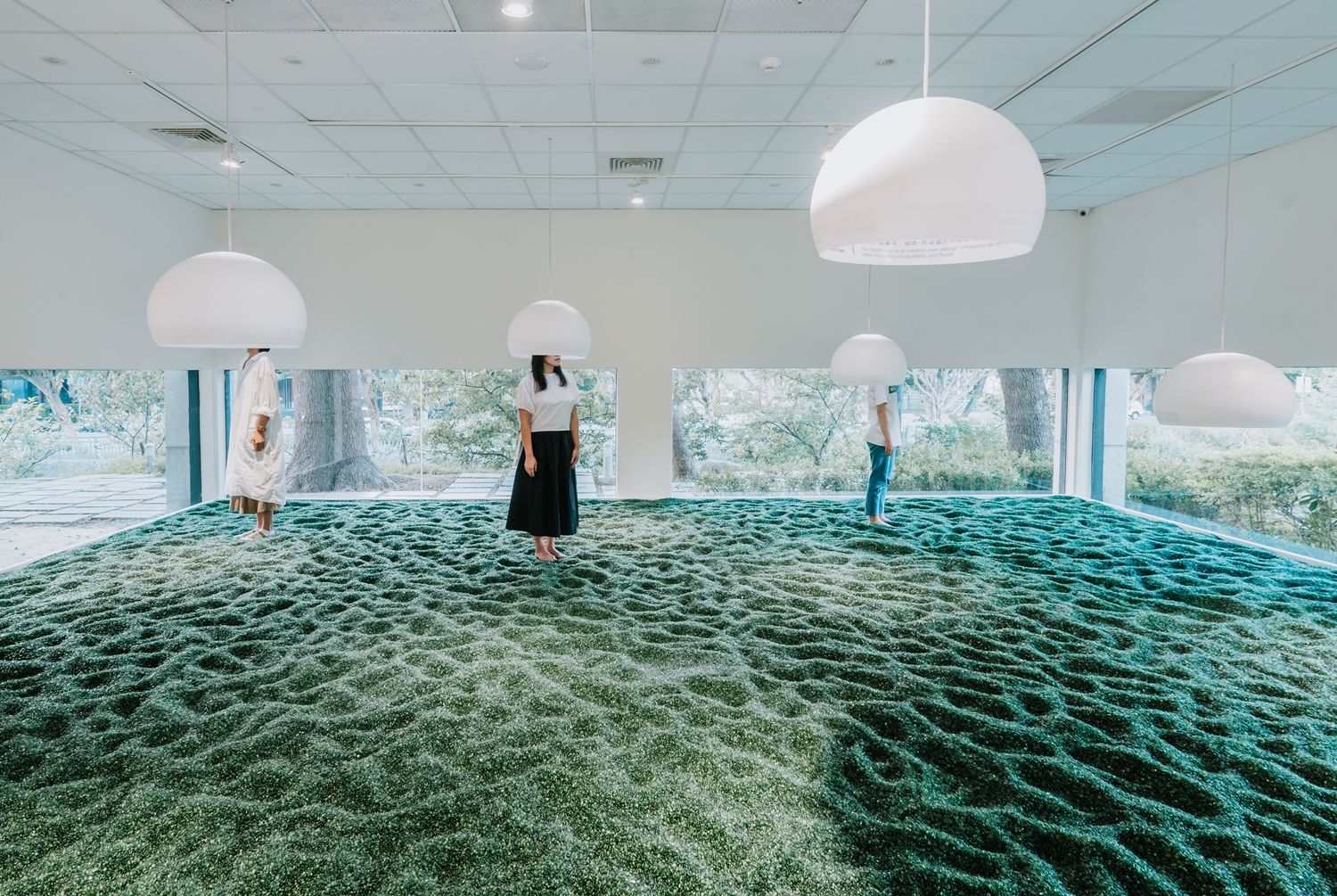 ○ 循環設計展 THE LOOP,白區_循環之聲,Photo Credit:究方社+W春池計畫,Photography by KRIS KANG。