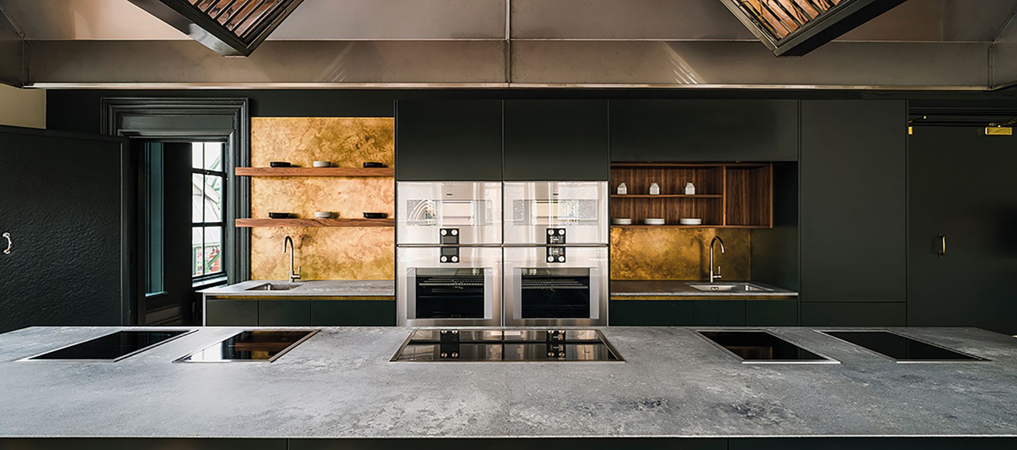 品味生活少不了對家中設備的高標追求,豪宅廚電品牌 Gaggenau 成為高端生活必備的廚房利器!