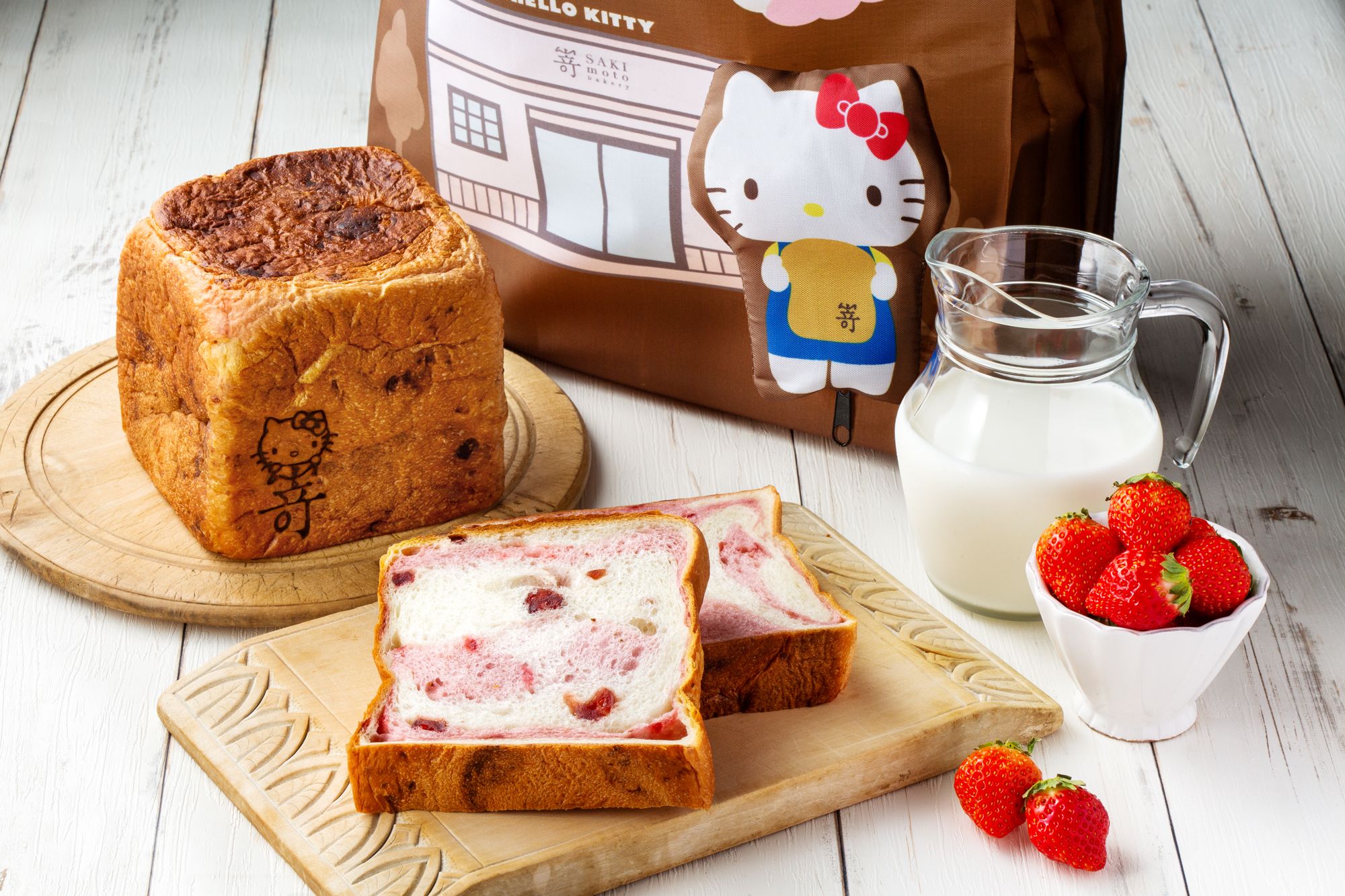 嵜本生吐司聯名 Hello Kitty 推出少女心噴發的粉色生吐司!
