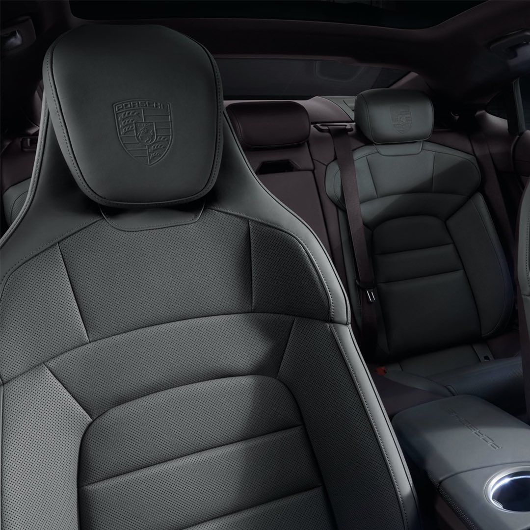 Porsche保時捷全新發表的第四款Taycan純電跑車/電動車。