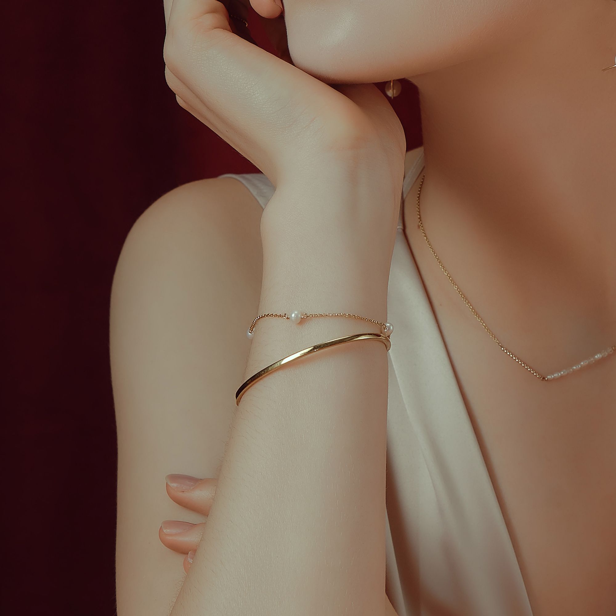 Iiris系列寶石鍊手環。(圖片提供∕Olivia Yao Jewellery)