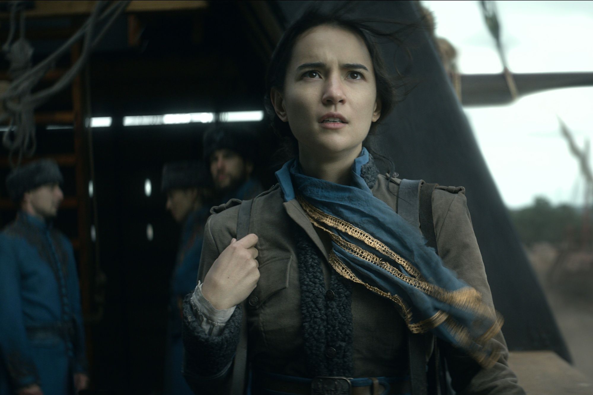 SHADOW AND BONE (L to R) JESSIE MEI LI as ALINA STARKOV of SHADOW AND BONE Cr. COURTESY OF NETFLIX © 2021