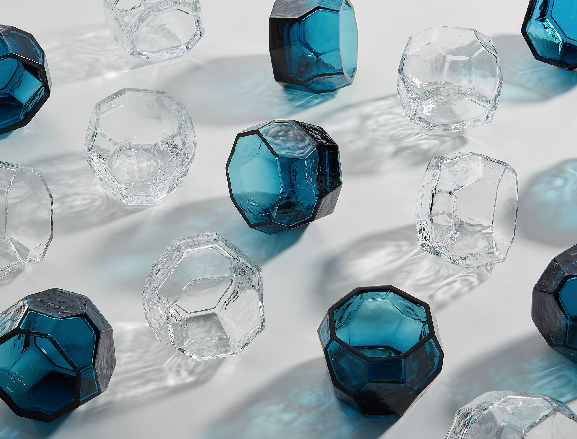 春池玻璃「玻璃自然形 GLASS IN NATURE」。(圖春池玻璃提供)