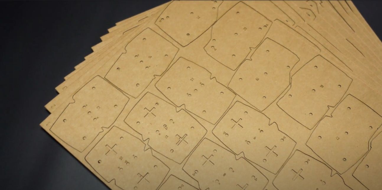 太極疊疊樂採用輕便環保牛皮紙設計,按照數字編碼組裝,DIY 就可以經典重現。