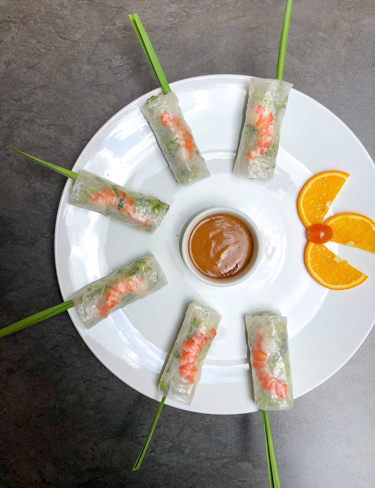 Fresh prawn spring rolls