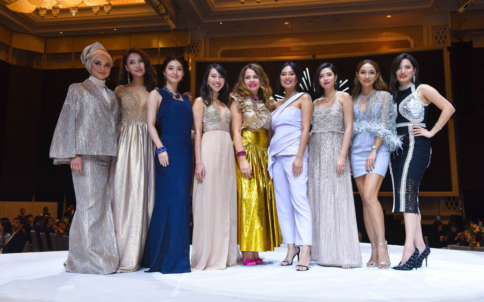 Swarovski Brilliant 8 on stage with Nathalie Colin