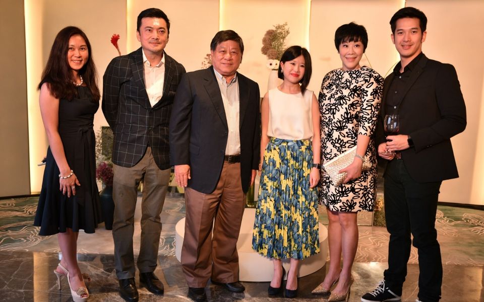Khin Lee, Vincent Tan, Tan Sri Kua Sian Kooi, Joanne Kua, Theresa Fok Bik Kwan and Roy Kwok Chi Yiu
