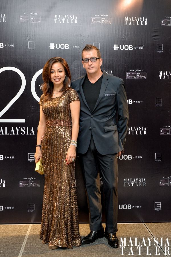 Elizabeth Marini in Farah Khan, and Modesto Marini