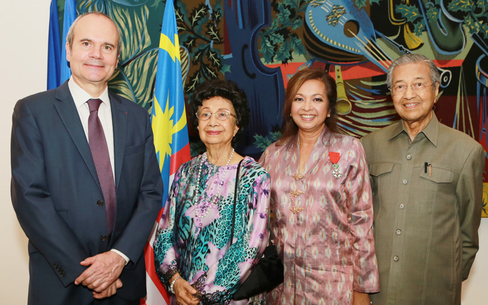 Ambassador of France to Malaysia HE Christophe Penot, Tun Dr Siti Hasmah, Datin Paduka Marina Mahathir and Tun Dr Mahathir Mohamad