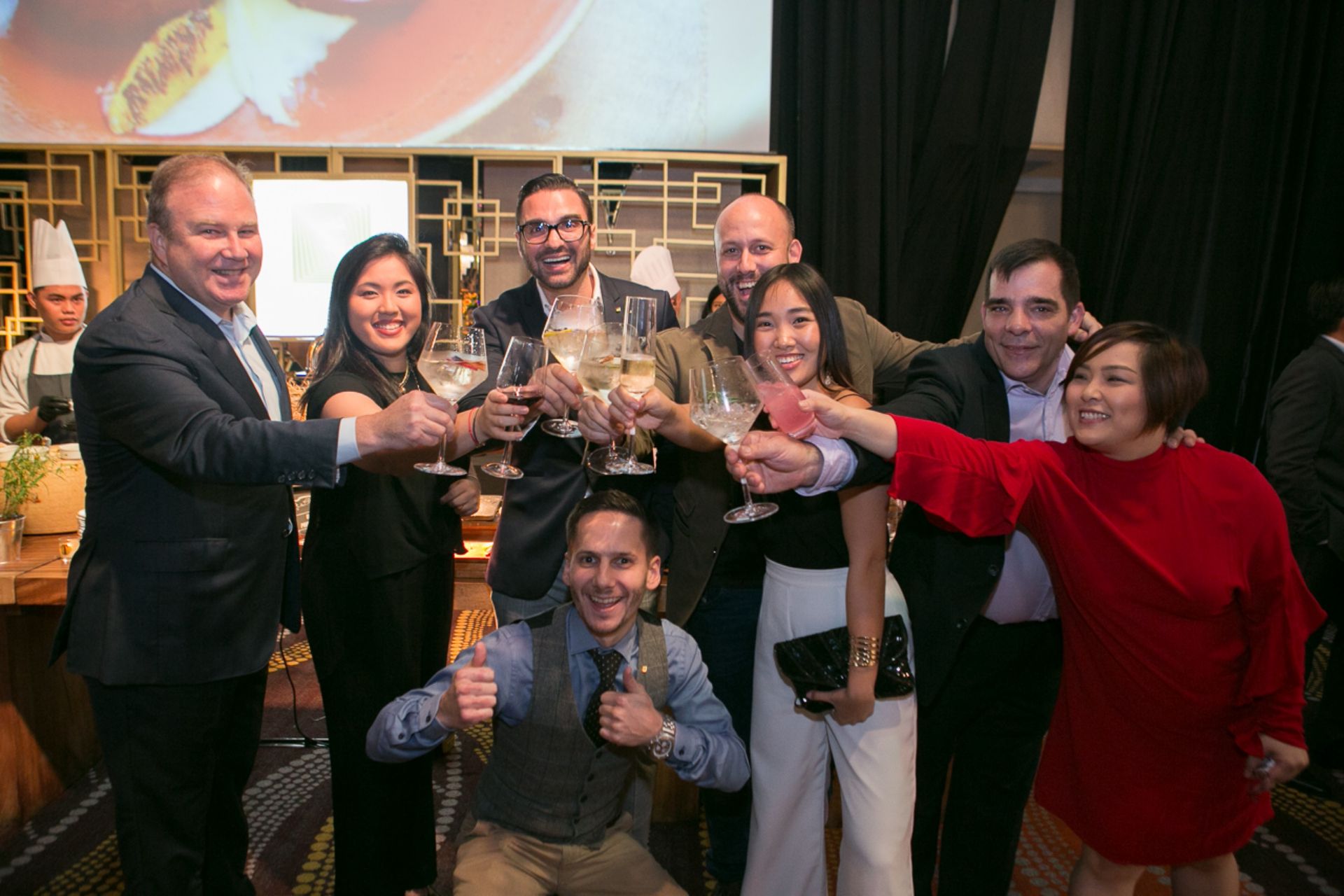 Three awards in one night - a toast to the Shangri-La at the Fort, Manila team with Isabel Francisco and Simon Cote