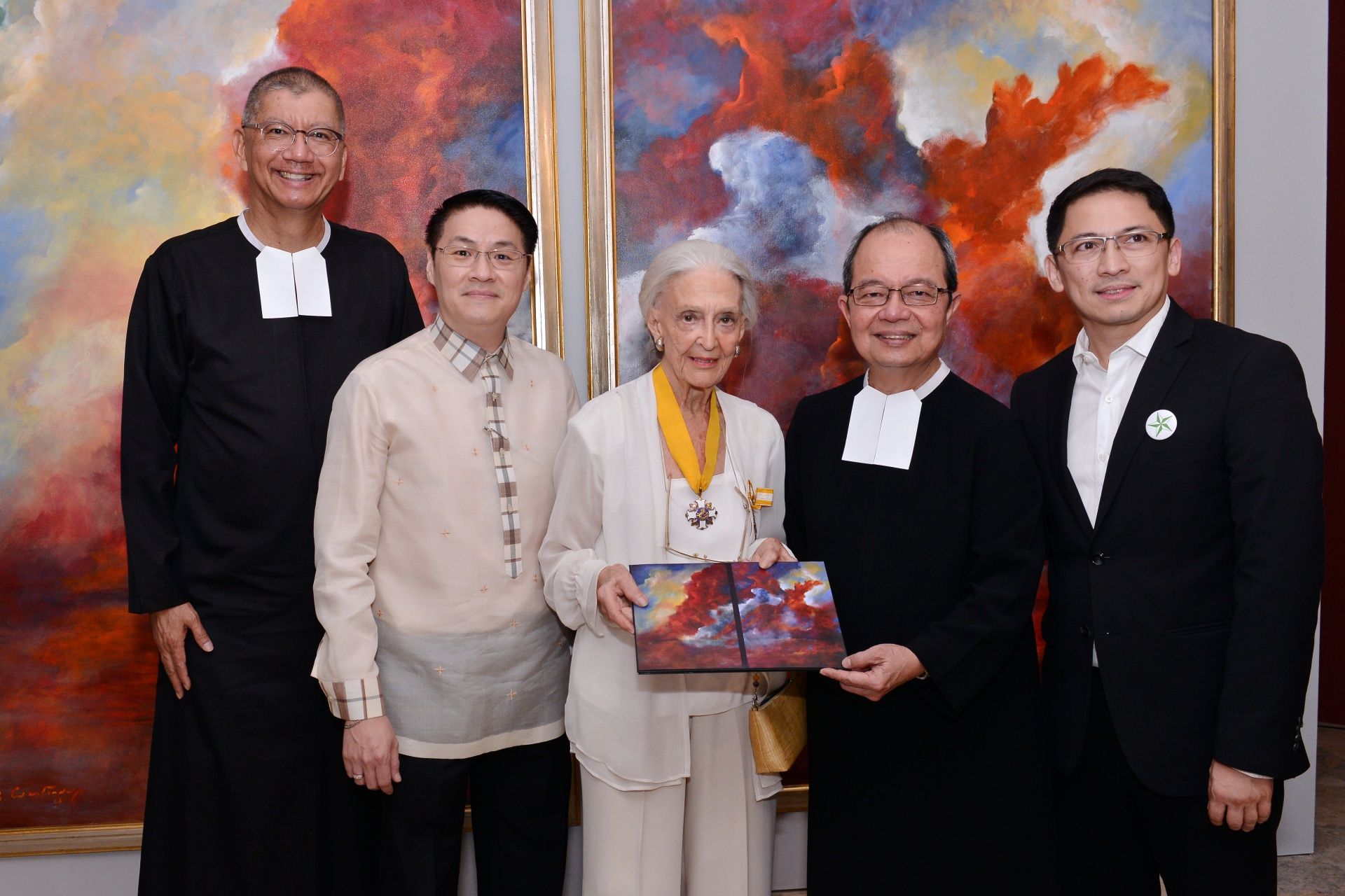 Br. Michael Broughton (Vice President for Lasallian Mission, DLSU), David Jonathan Bayot (Executive Publisher, DLSU Publishing House), Betsy Westendorp, Br. Raymundo Suplido (President, DLSU), and Edwin Reyes (Executive Director, Advancement and Alumni Relations Office, DLSU)