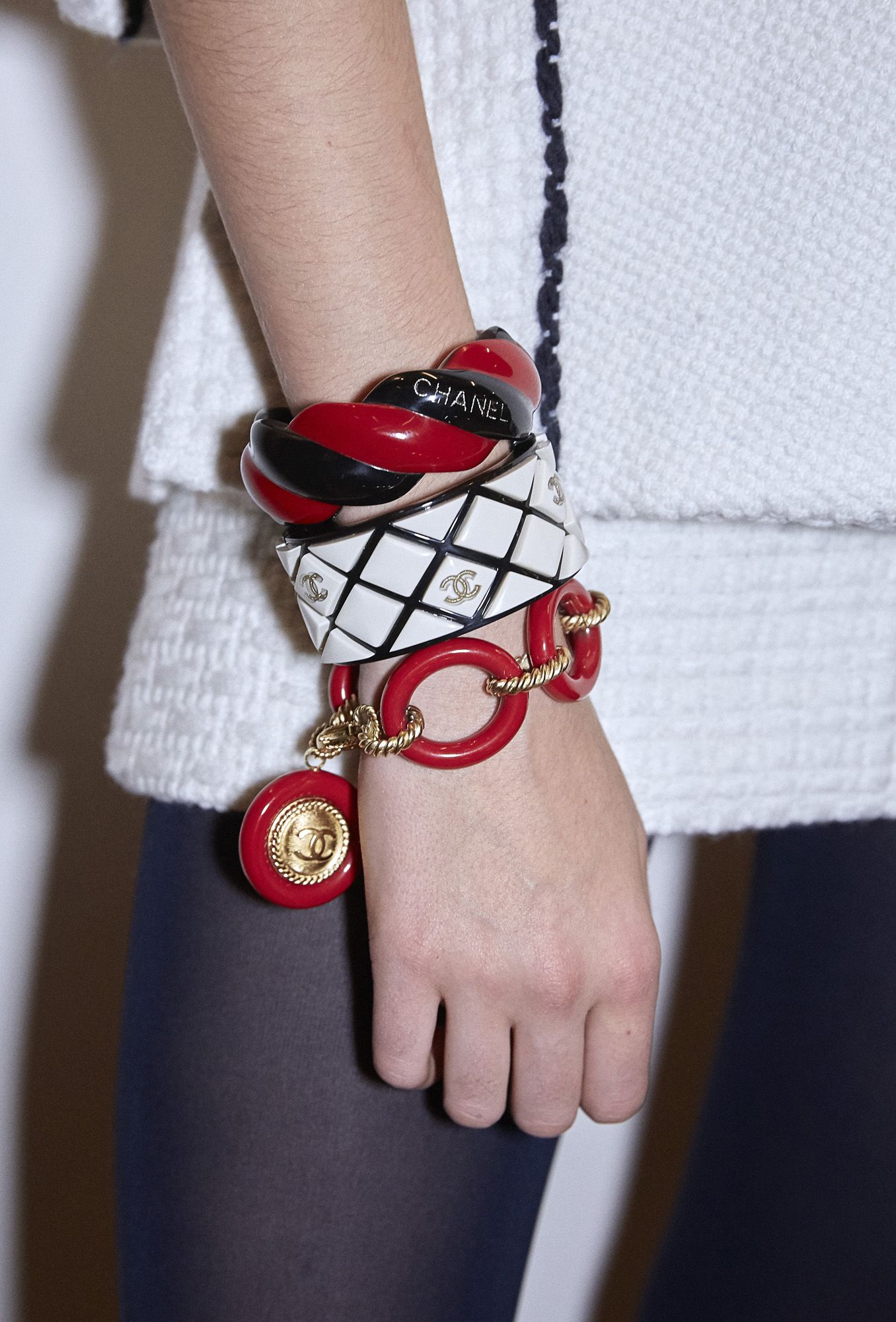 Anchor chain resin bangles