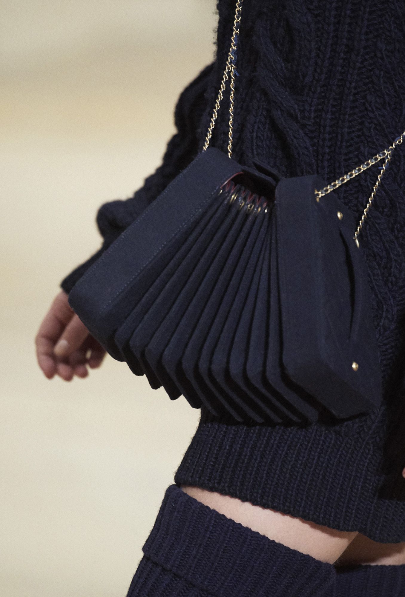 Accordian bag