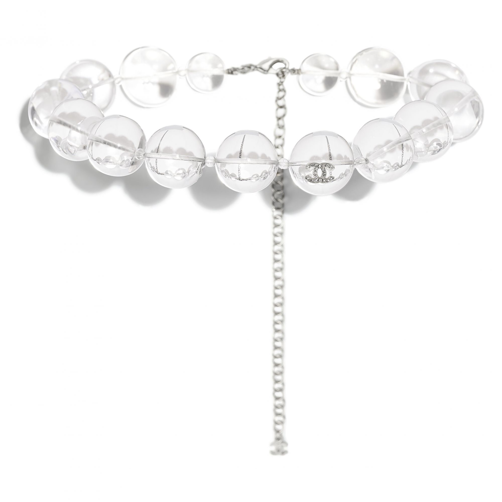 Necklace of glass beads