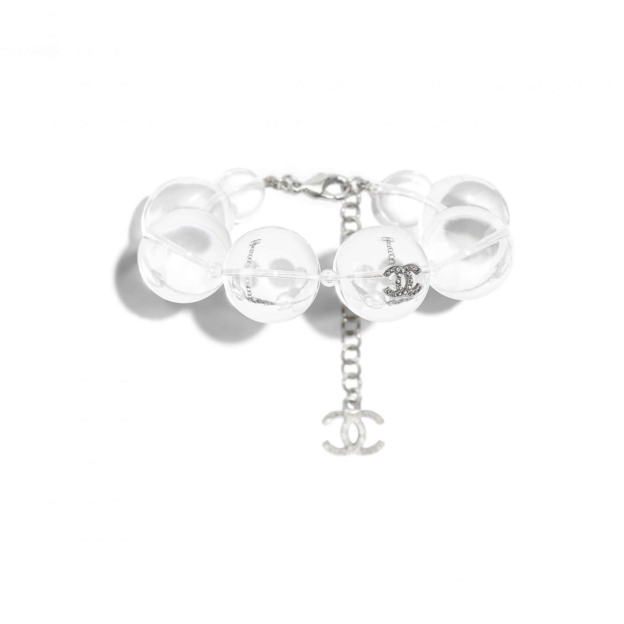 Bracelet of glass beads