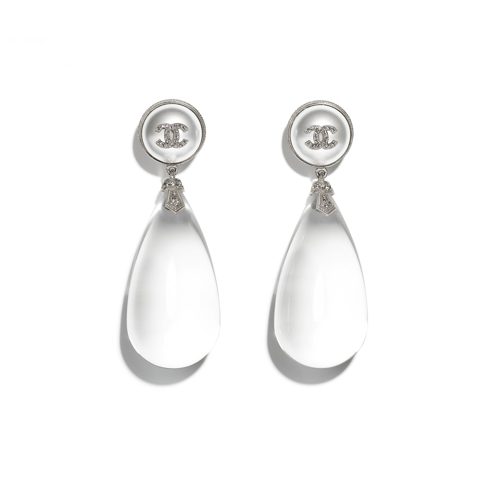 Earrings in resin, metal and strass
