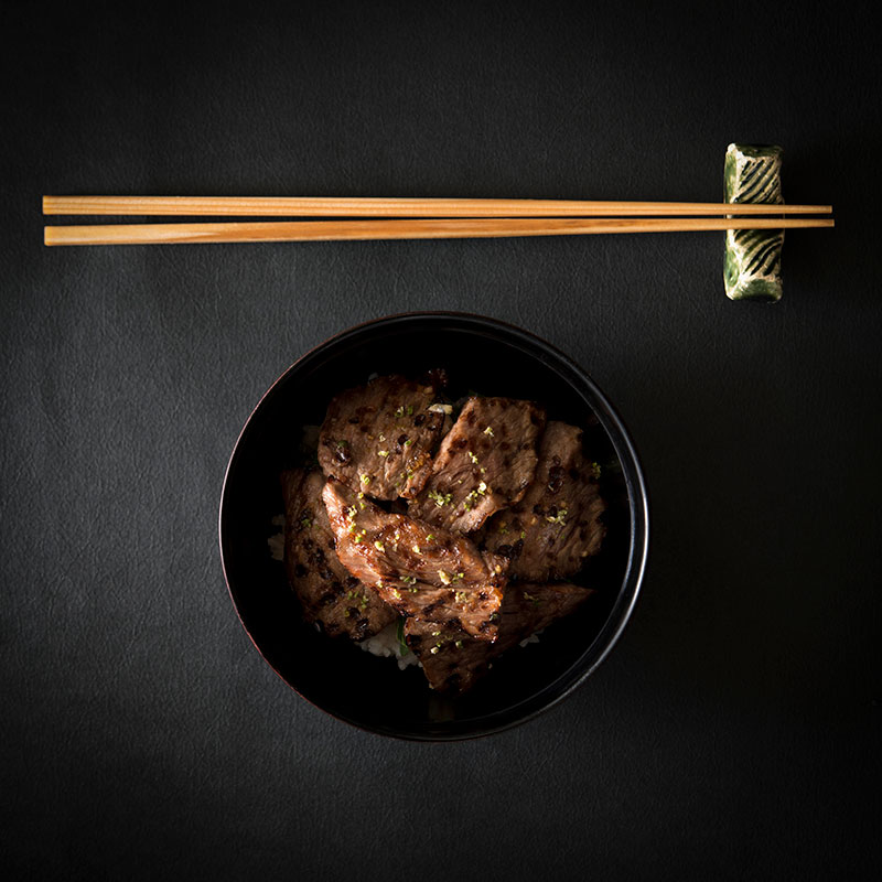 Grilled Ohmi wagyu beef set on rice (Photo: Courtesy of Waku Ghin)