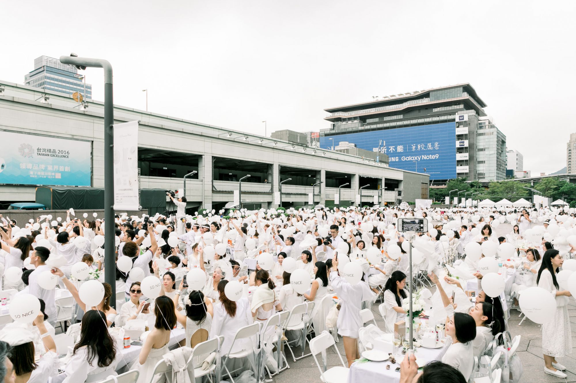 白色野餐正式登陸台北