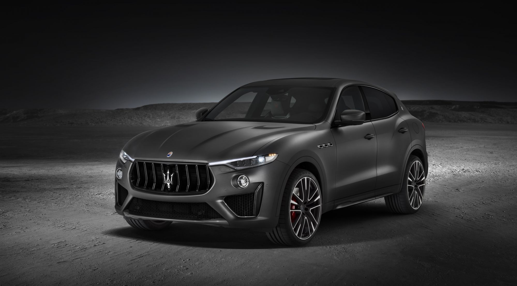 MASERATI LEVANTE TROFEO 海神最強跑旅風暴來襲,終極領航創造巔峰