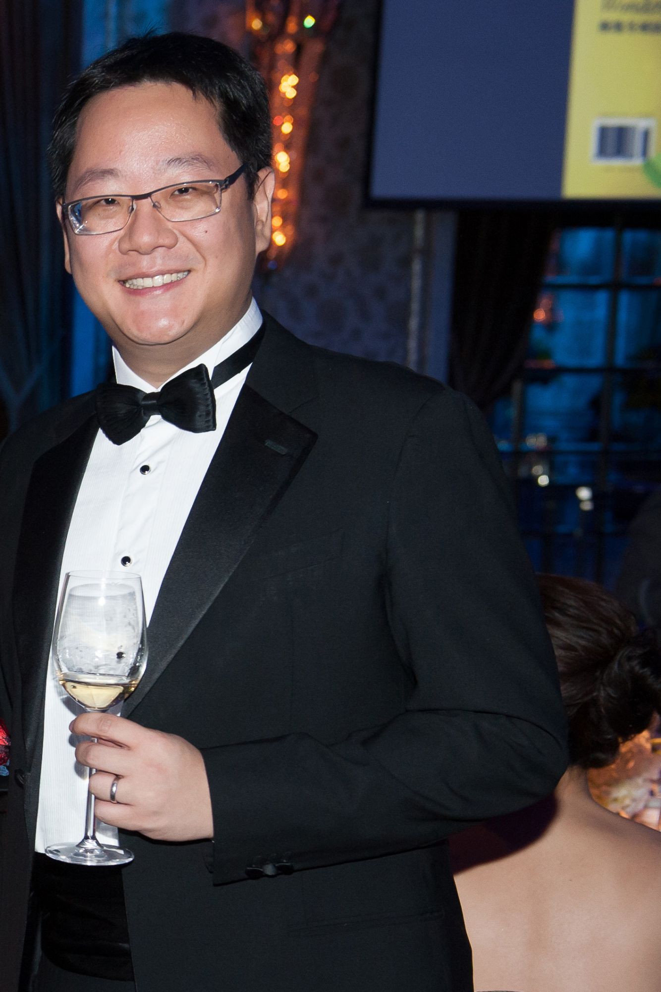 Charles M Lin